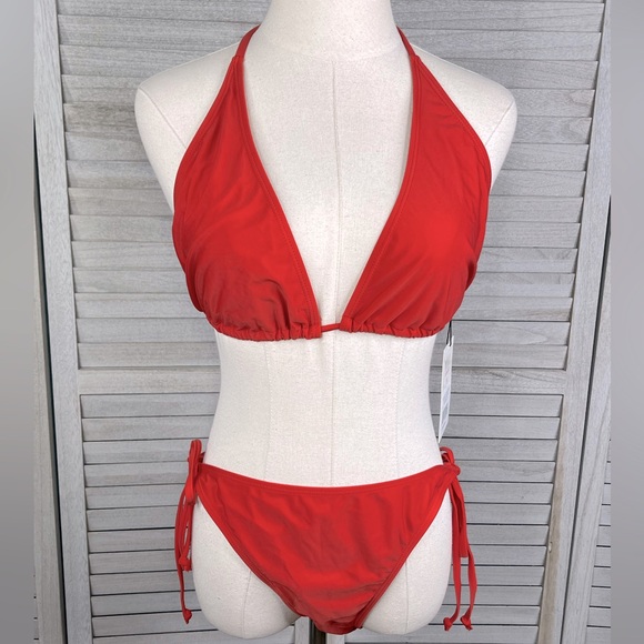 YMI SWIMWEAR Triangle Bikini Set NWT Red Alert-1X - Picture 1 of 3